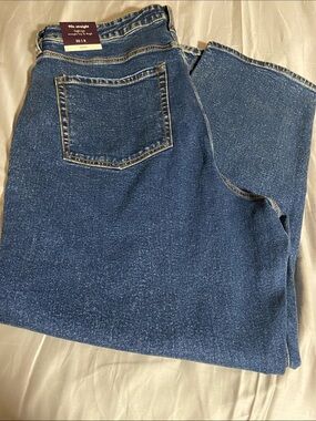 High-Rise Women's Jeans in Dark Blue Wash